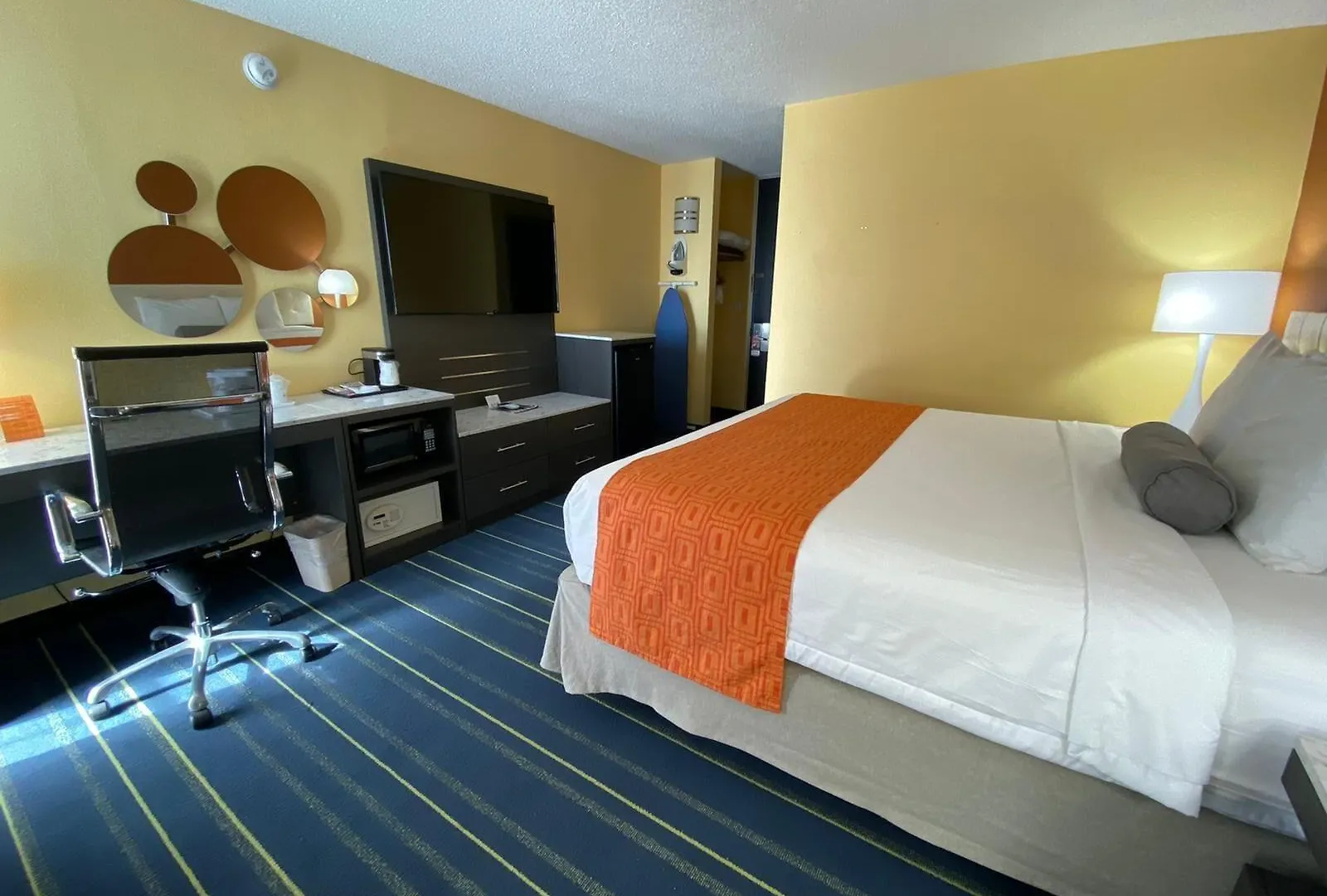 Howard Johnson By Wyndham Clifton Nj 3*,